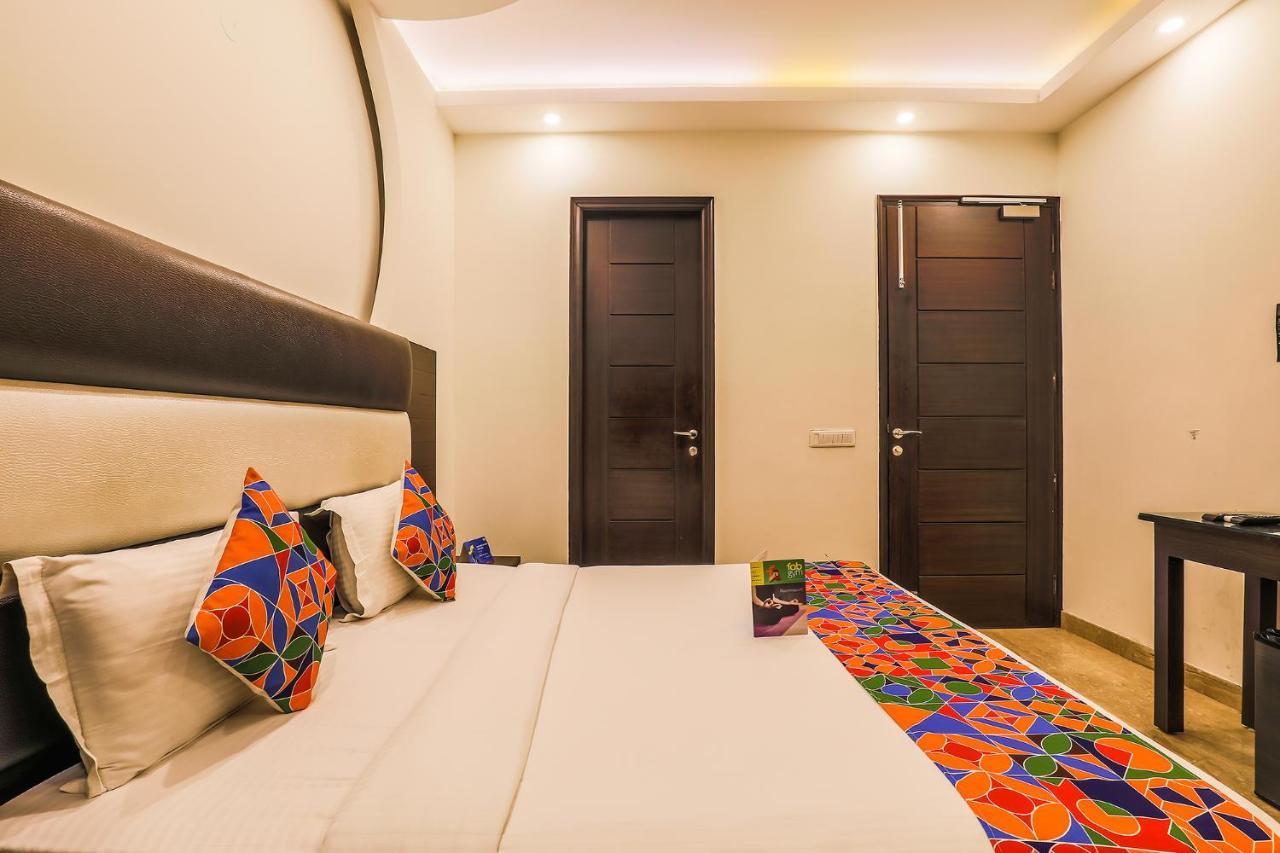 Fabhotel Daffodil Huda City Center Gurgaon Eksteriør billede